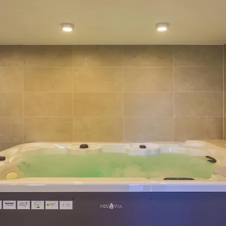 Castel Muschio By Guide