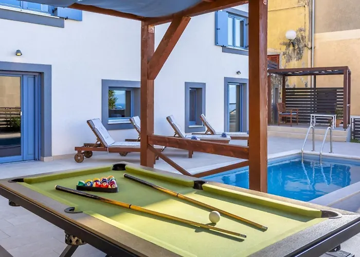 Castel Muschio By Guide فيلة Omišalj