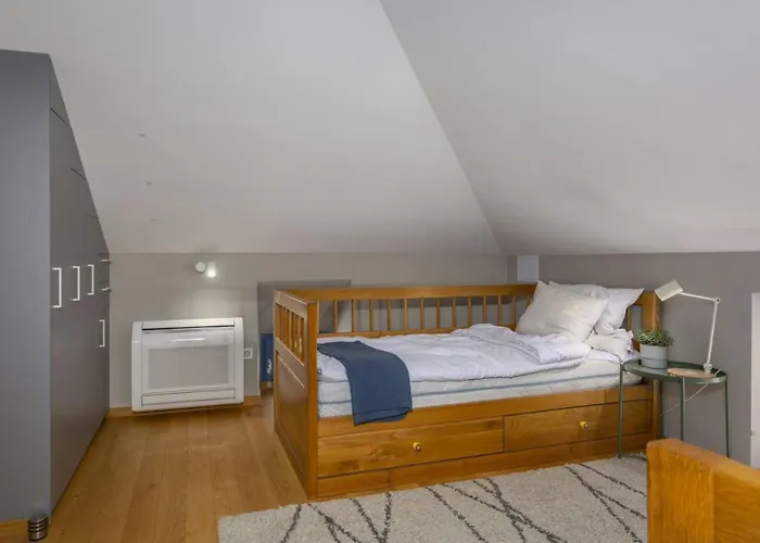 Castel Muschio By Guide *