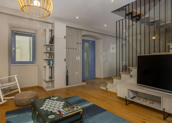 Castel Muschio By Guide Βίλα Omišalj