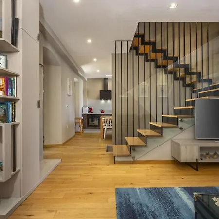 Castel Muschio By Guide *