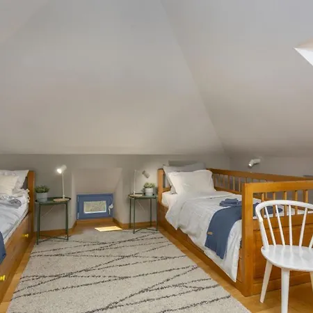 Castel Muschio By Guide *