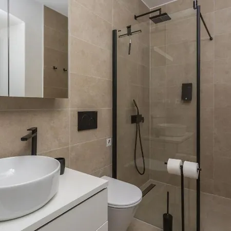 Castel Muschio By Guide * Omišalj