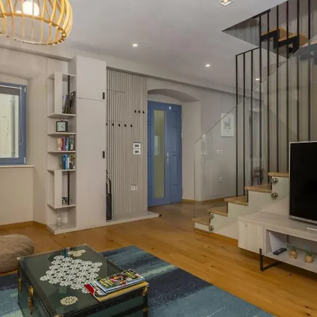 Castel Muschio By Guide Villa Omišalj