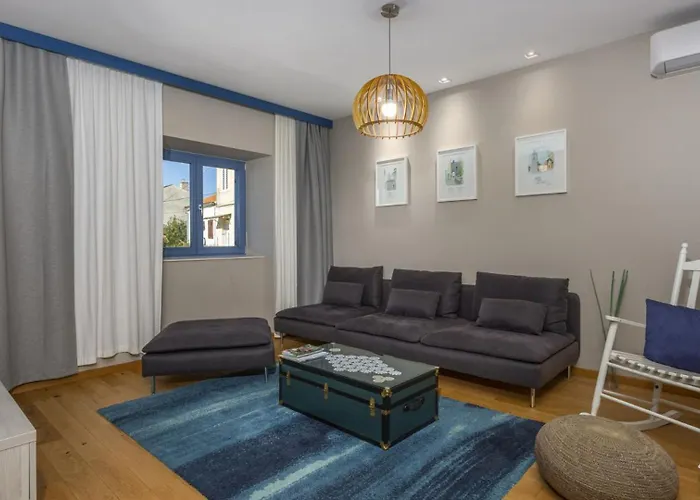 Castel Muschio By Guide Villa *