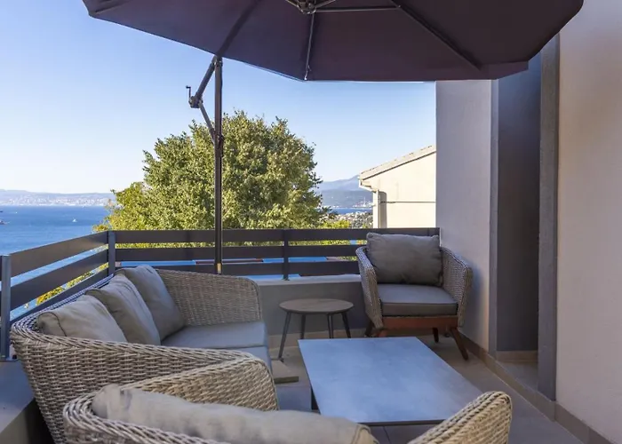 Castel Muschio By Guide *